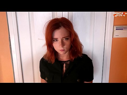 ❤️ Onye nche tara nwanyị mara mma ahụhụ maka ịkwatu ụlọ ahịa - Cum In Mouth Anal porn ﹏