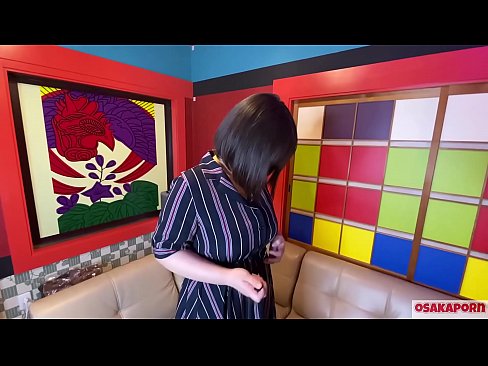 ❤️ Cutie Japanese nwere nnukwu nnụnnụ tit na-eji ihe ụmụaka egwuri egwu na-enwe mmekọahụ na-emetọ onwe ya ma nwee orgasm. Ọ na-ekwu na N'ajụjụ ọnụ banyere ya iberibe ahụmahụ. Nnukwu nnụnnụ tit na ọtụ ntutu na-asụ ude nke ukwuu. Osakaporn Anal porn ﹏